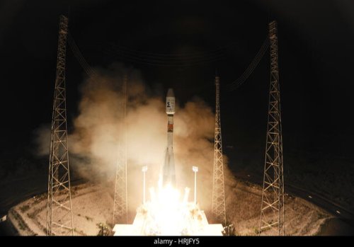 <multi>[fr]Lancement du Satellite Gaia depuis une fusée Soyouz-STB/Fregat-MT depuis le Centre Spatial Guyanais à Kourou[en]Gaia satellite launched by a Soyuz-STB/Fregat-MT rocket froacm the Guiana Space Center in Kourou.</multi> 